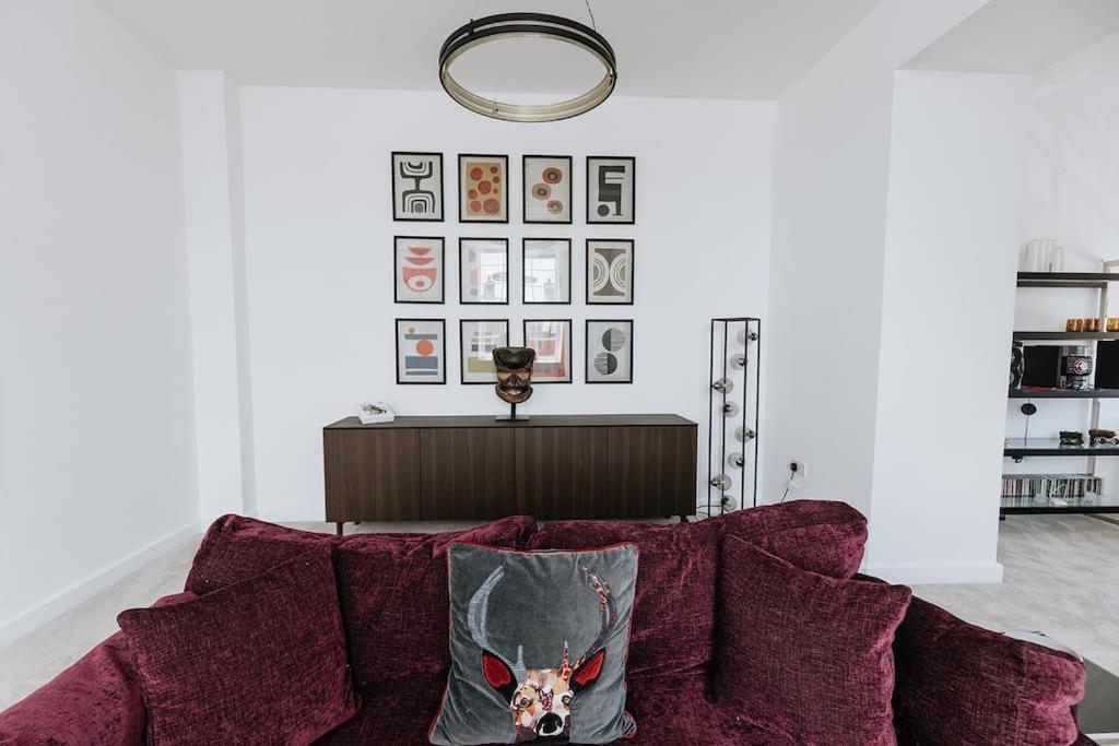 Bobbin Row - Grade 2 Listed Property With A Beautiful Design With Access To Leeds Экстерьер фото