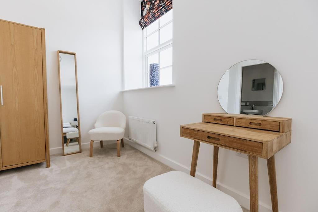 Bobbin Row - Grade 2 Listed Property With A Beautiful Design With Access To Leeds Экстерьер фото